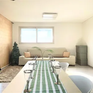 Koin Airport ゲストハウス